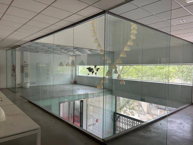 Virksomhed til leje i Torrellano, Elche / Elx med garage - € 6.000 (Ref: 8851957)