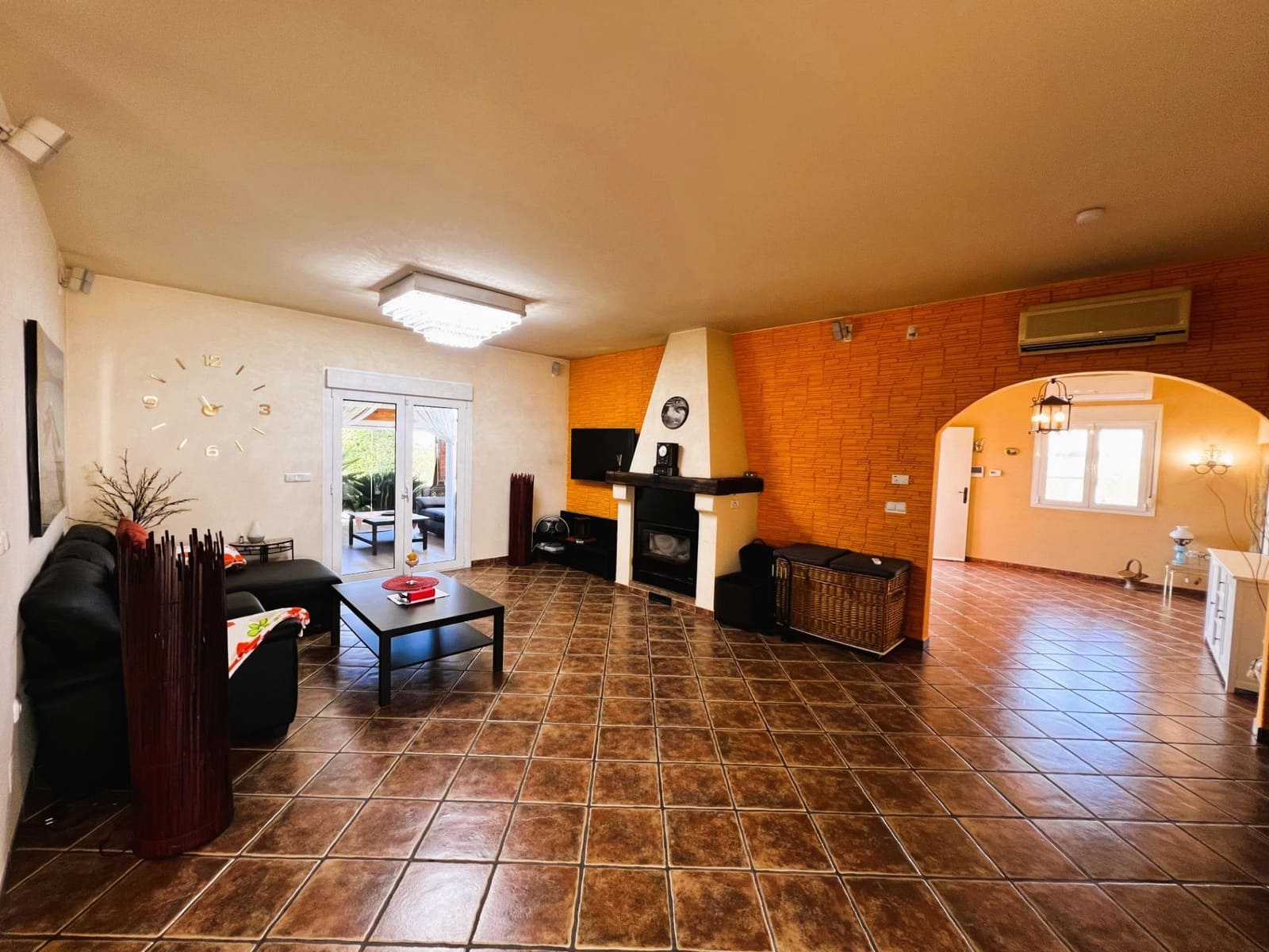 4 sypialnia Willa na sprzedaż w Jacarilla z basenem garażem - 559 900 € (Ref: 8854812)