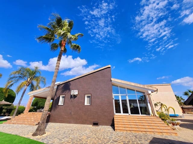 4 camera da letto Villa in vendita in Jacarilla con piscina garage - 559.900 € (Rif: 8854812)