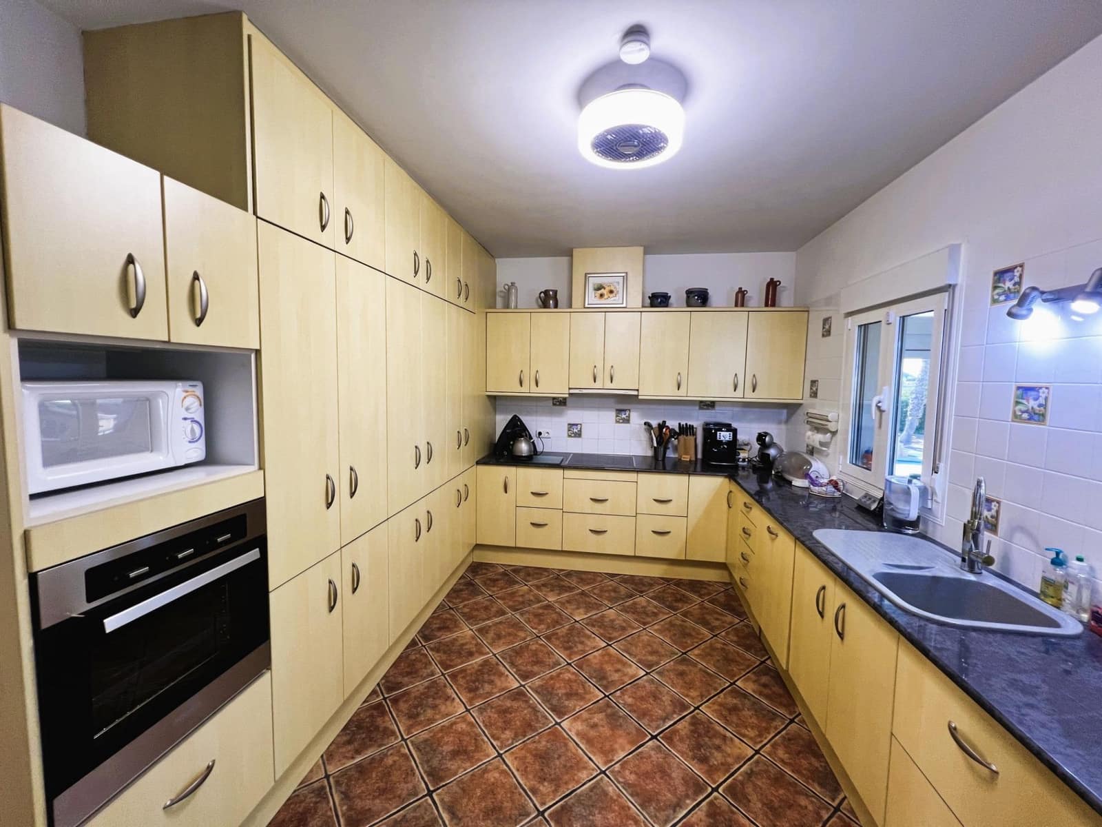 4 slaapkamer Villa te koop in Jacarilla met zwembad garage - € 559.900 (Ref: 8854812)