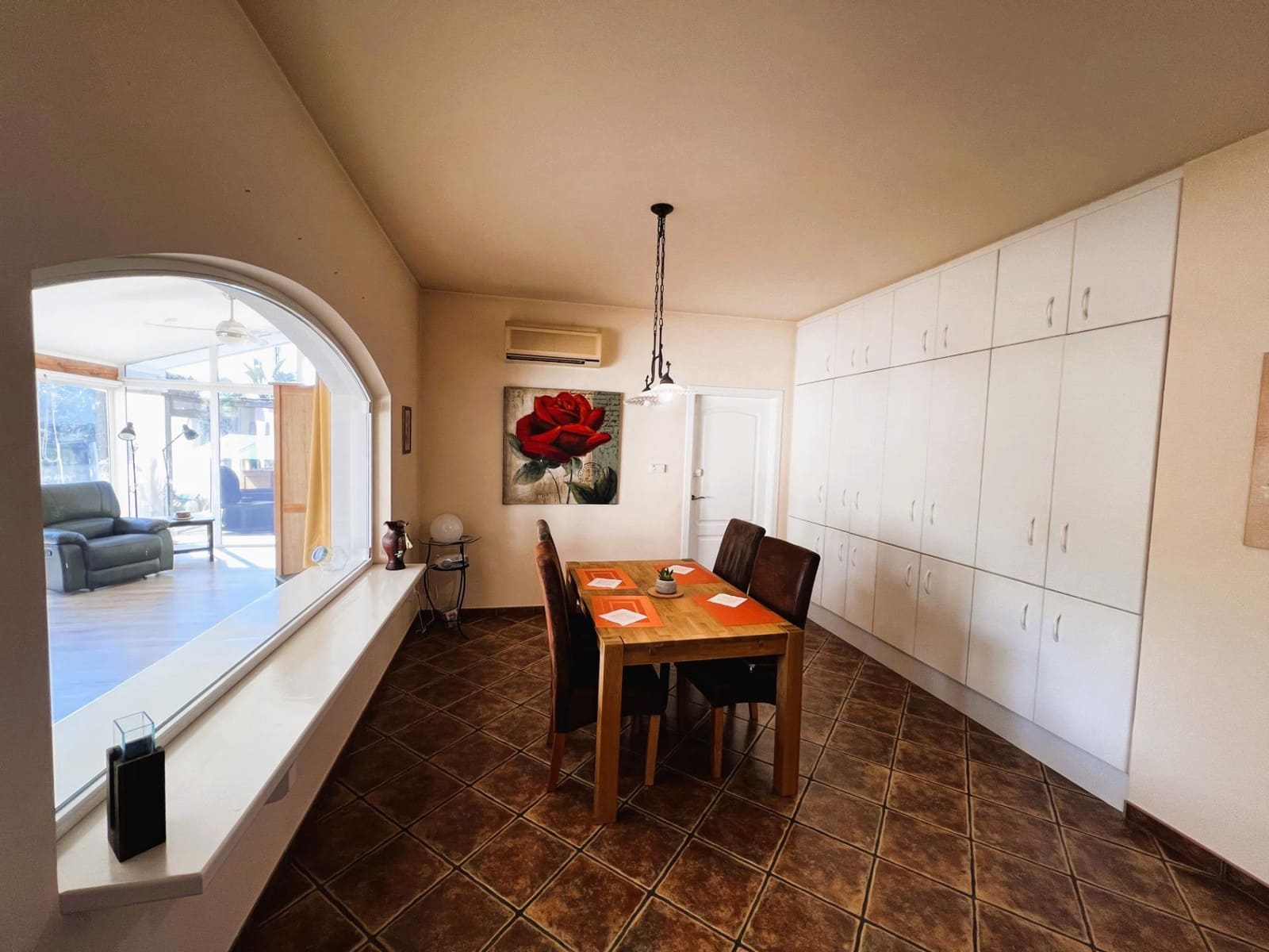 4 slaapkamer Villa te koop in Jacarilla met zwembad garage - € 559.900 (Ref: 8854812)