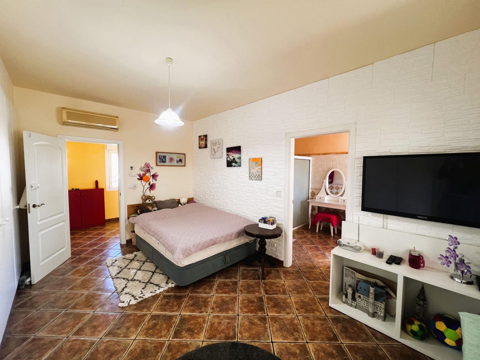 4 slaapkamer Villa te koop in Jacarilla met zwembad garage - € 559.900 (Ref: 8854812)