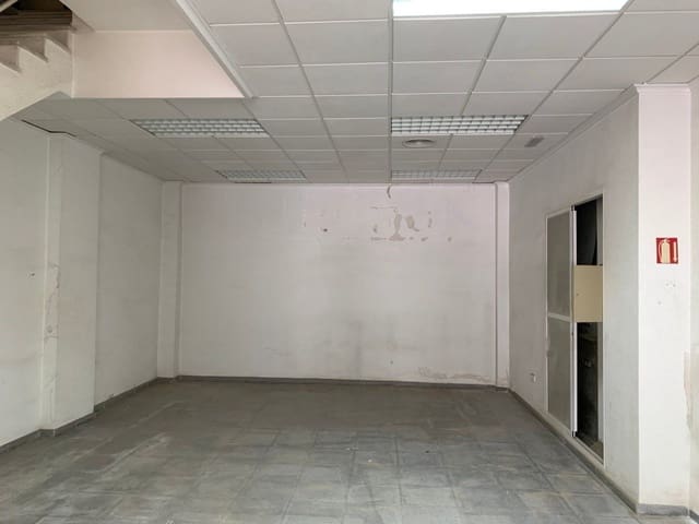 Commercial for sale in Elche / Elx - € 195,000 (Ref: 8857373)