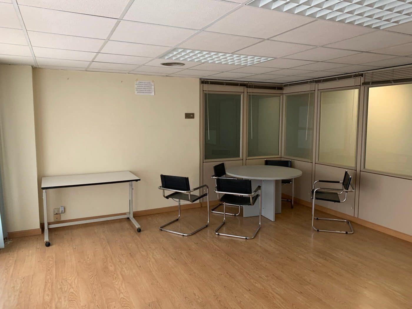 Erhverv til salg i Elche / Elx - € 195.000 (Ref: 8857373)