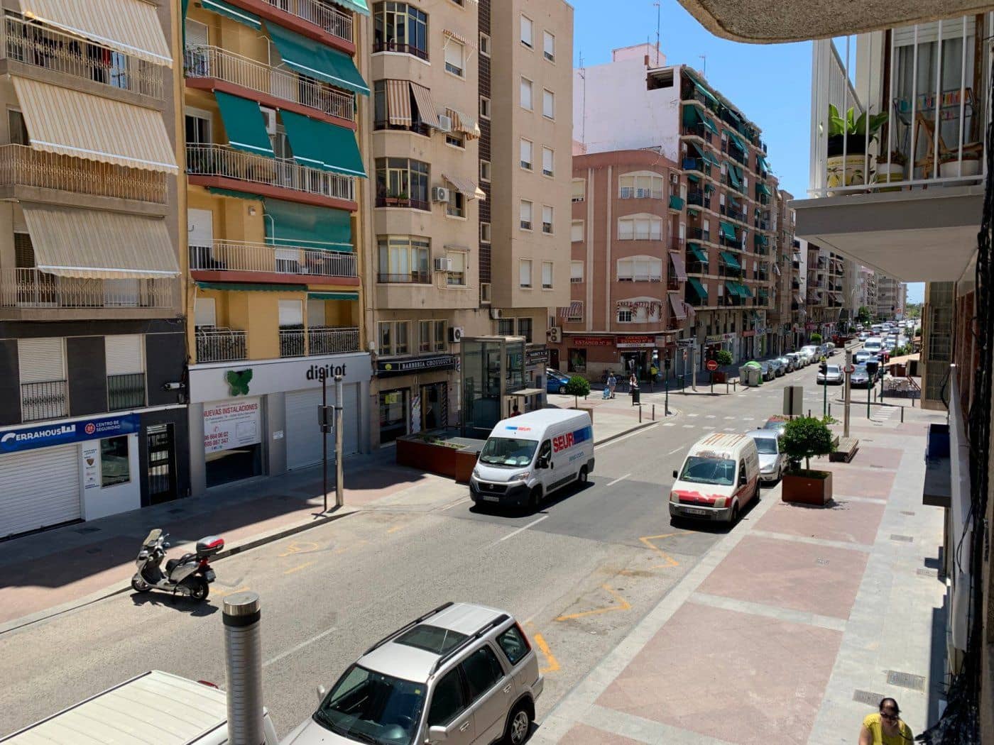 Erhverv til salg i Elche / Elx - € 195.000 (Ref: 8857373)