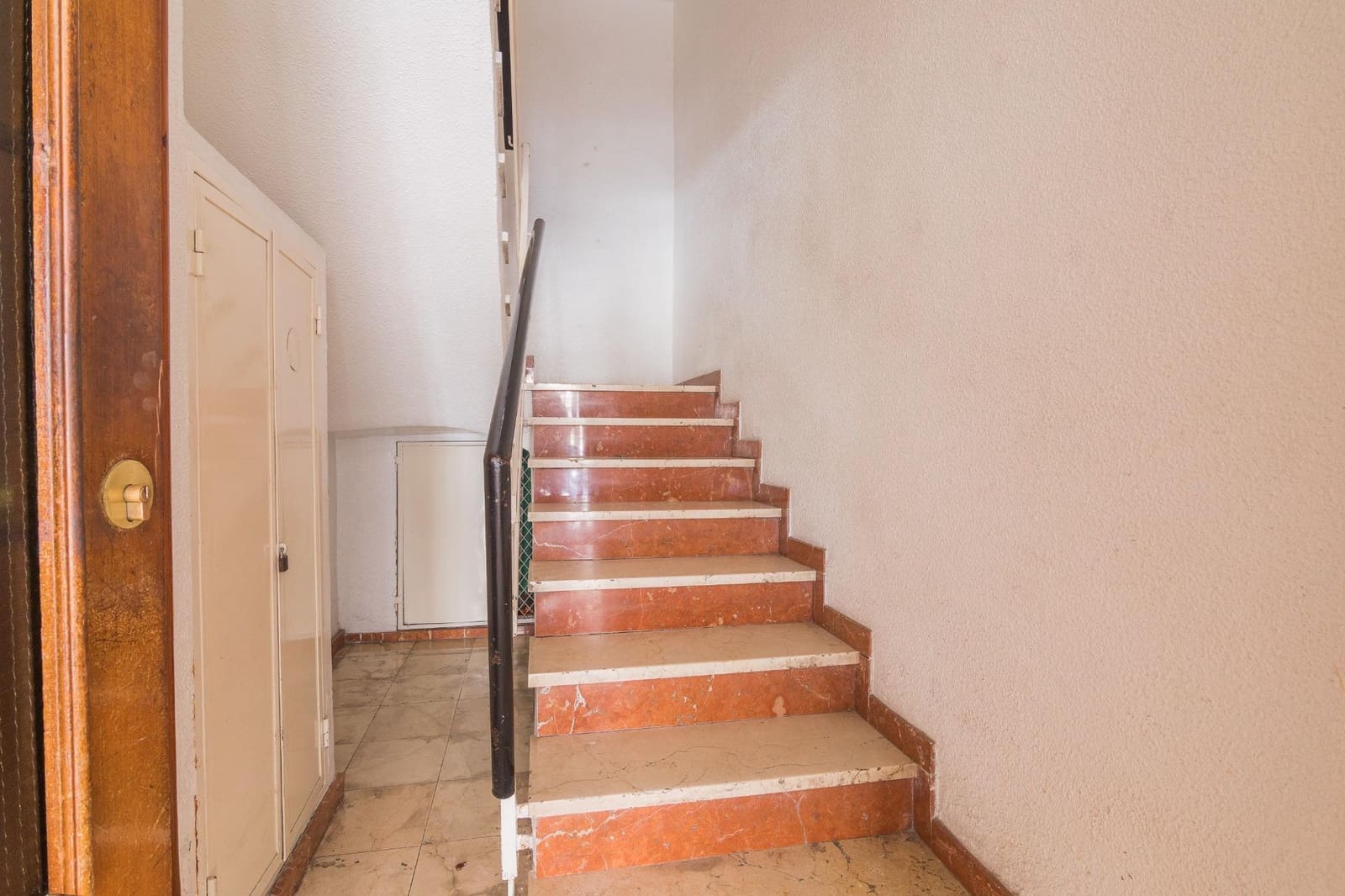 3 soveværelse Lejlighed til leje i Elche / Elx - € 900 (Ref: 8869793)