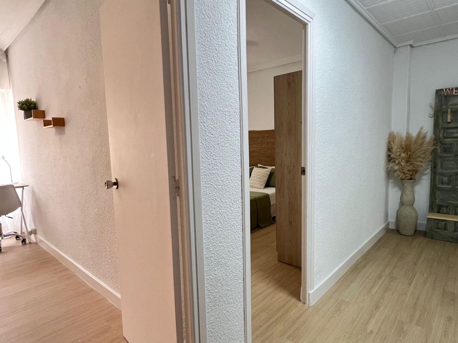 4 soveværelse Lejlighed til leje i Elche / Elx - € 1.200 (Ref: 8879846)