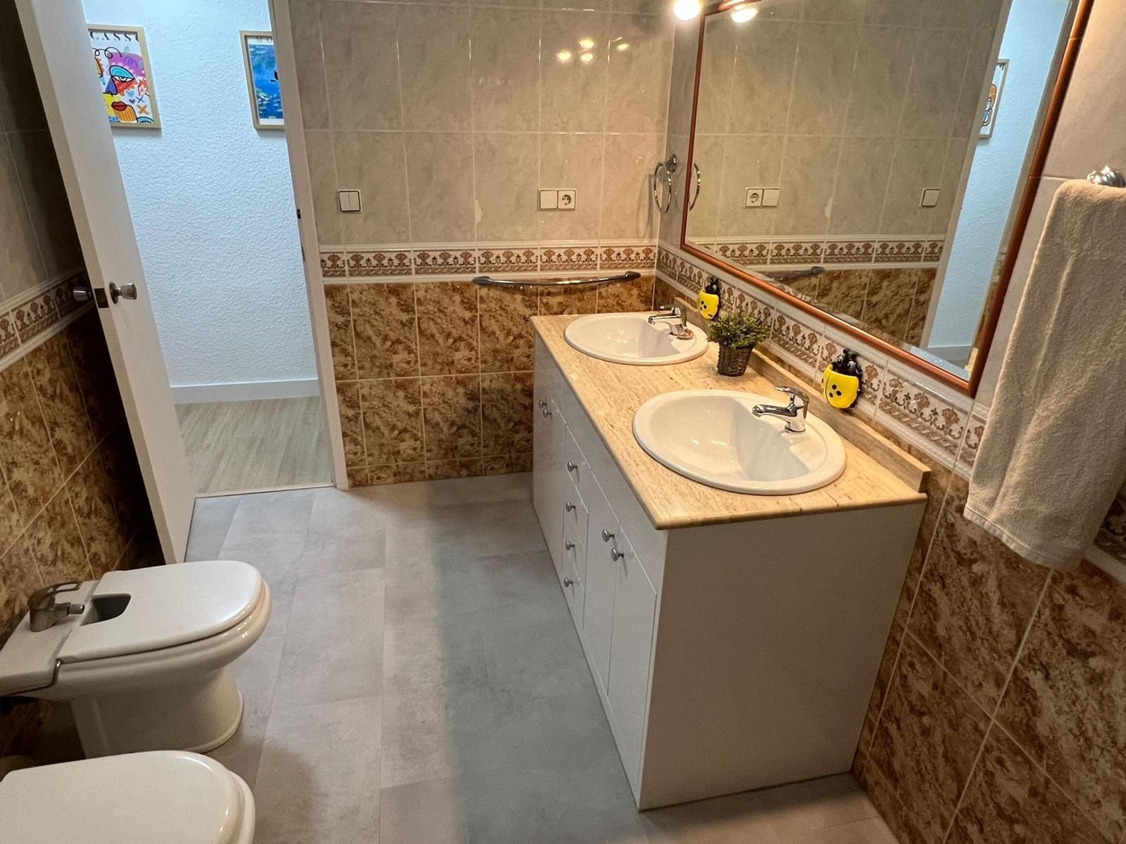 4 soveværelse Lejlighed til leje i Elche / Elx - € 1.200 (Ref: 8879846)