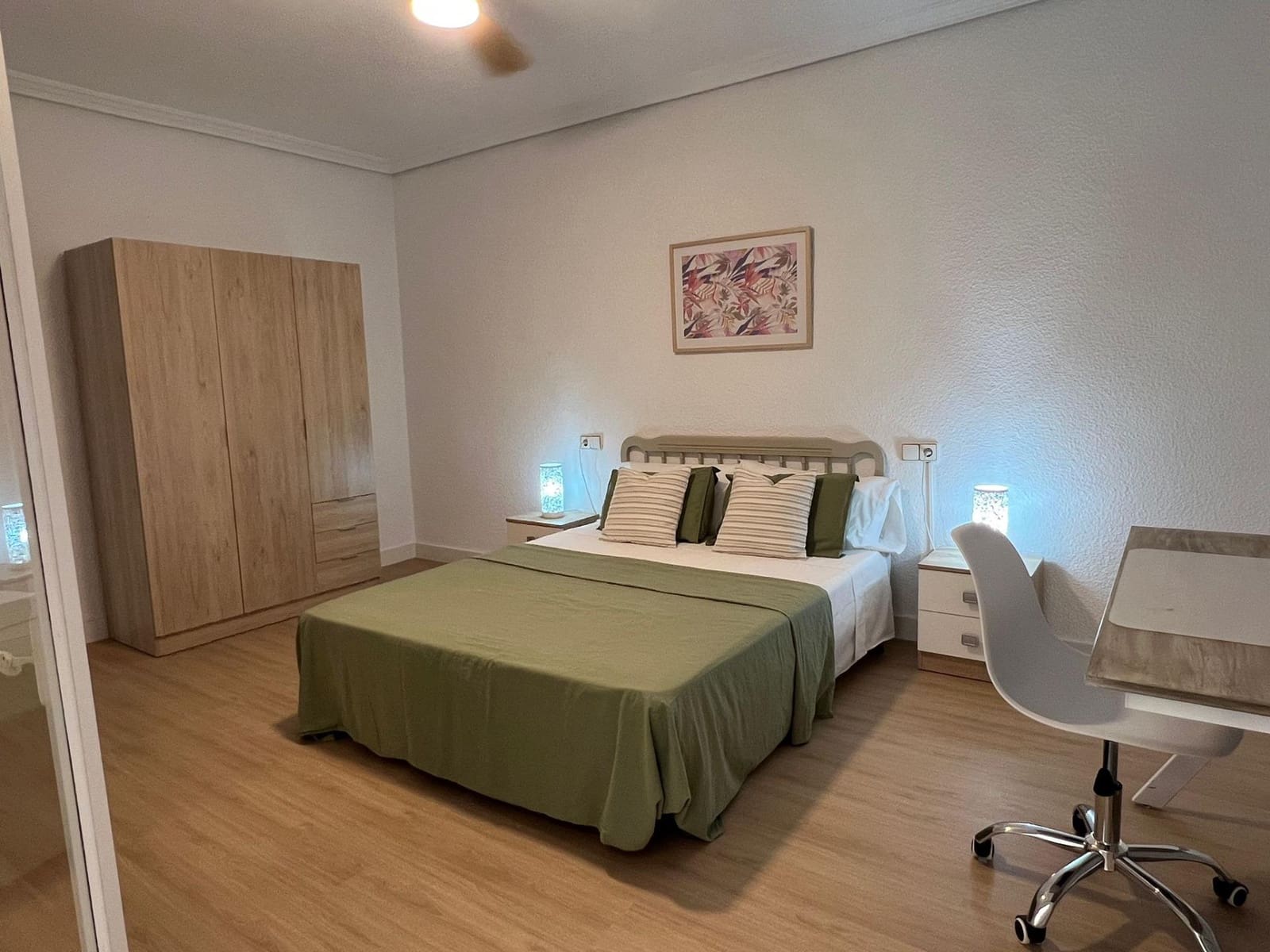 4 soveværelse Lejlighed til leje i Elche / Elx - € 1.200 (Ref: 8879846)