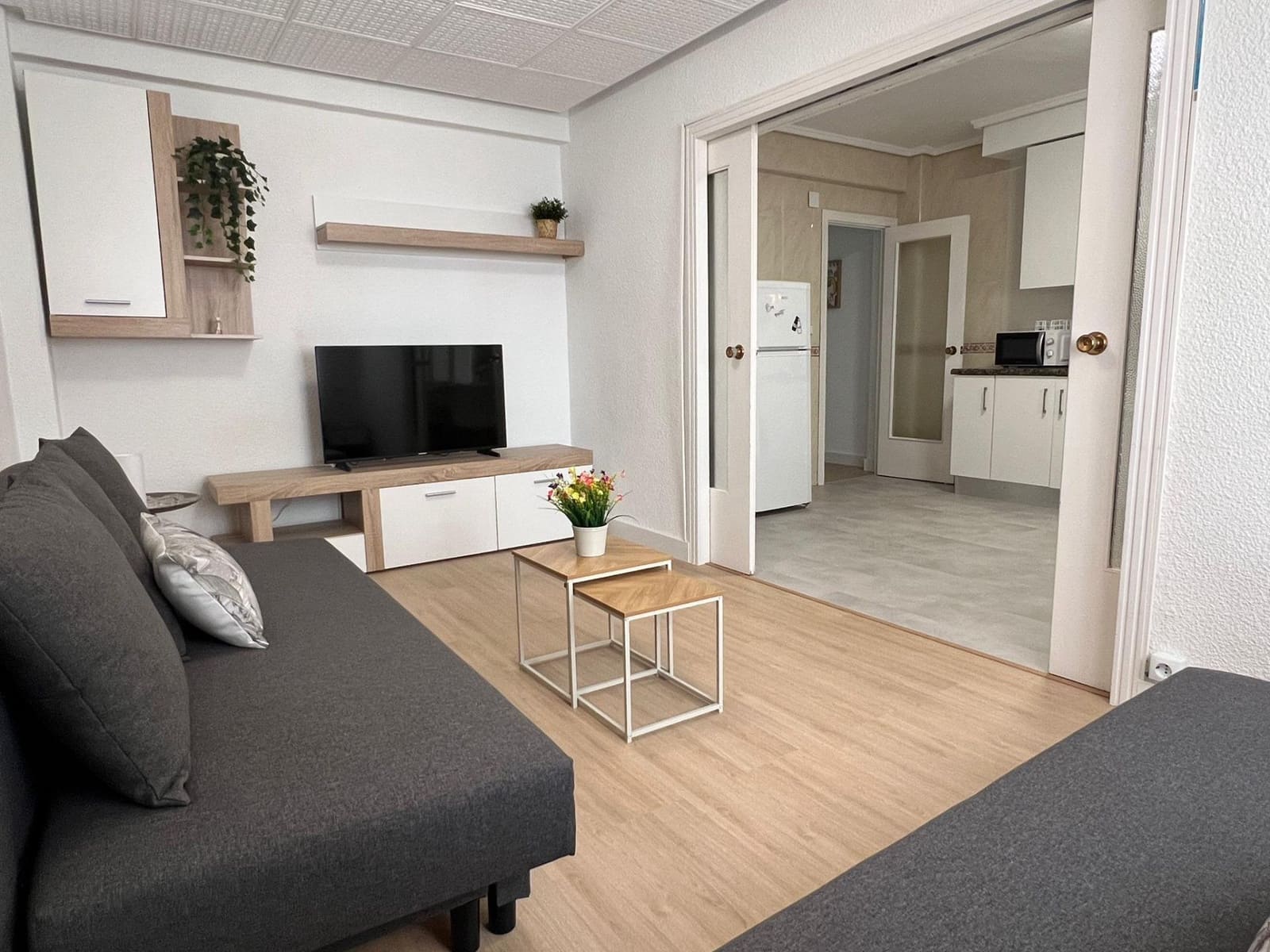 4 soveværelse Lejlighed til leje i Elche / Elx - € 1.200 (Ref: 8879846)
