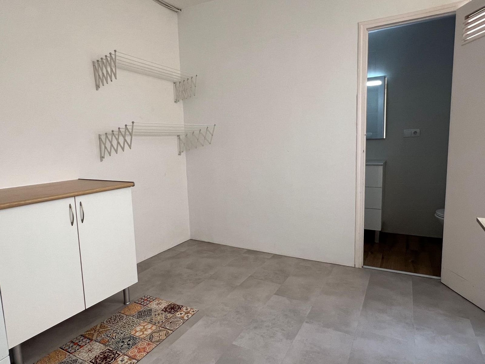 4 soveværelse Lejlighed til leje i Elche / Elx - € 1.200 (Ref: 8879846)