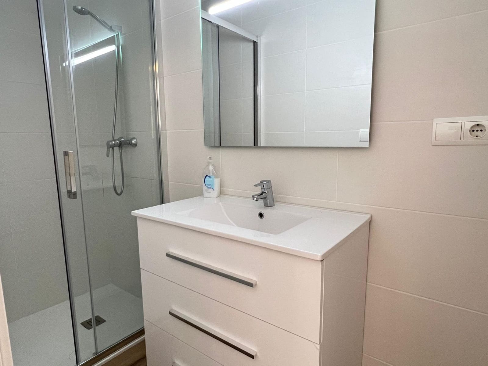 4 soveværelse Lejlighed til leje i Elche / Elx - € 1.200 (Ref: 8879846)