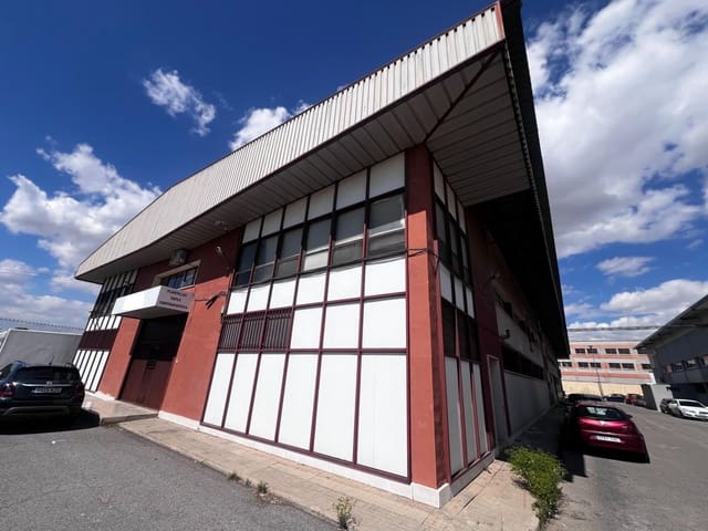 Azienda in vendita in Elche / Elx - 600.000 € (Rif: 8902223)