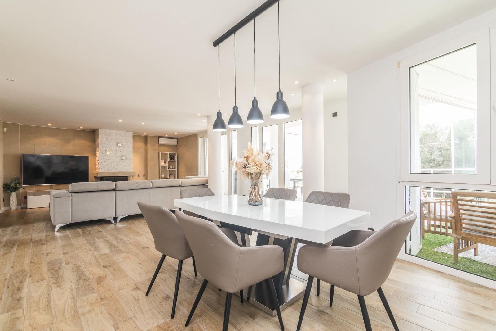 4 sypialnia Willa na sprzedaż w Elche / Elx z basenem - 750 000 € (Ref: 8916163)