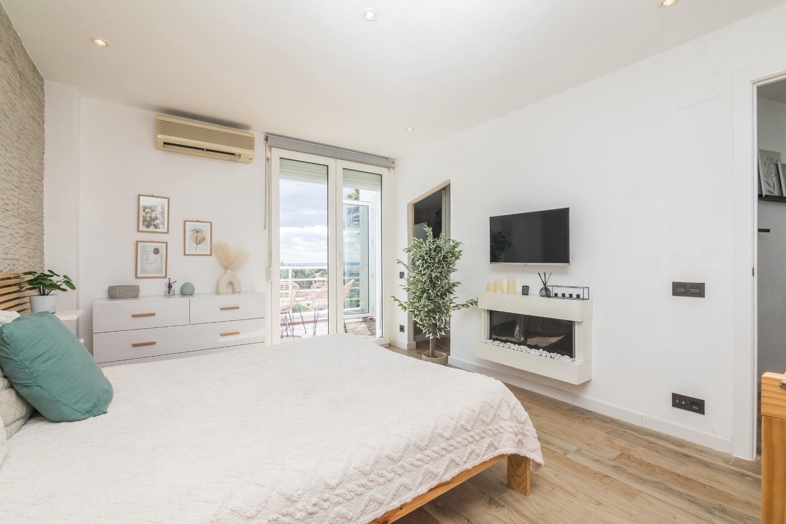 4 sypialnia Willa na sprzedaż w Elche / Elx z basenem - 750 000 € (Ref: 8916163)