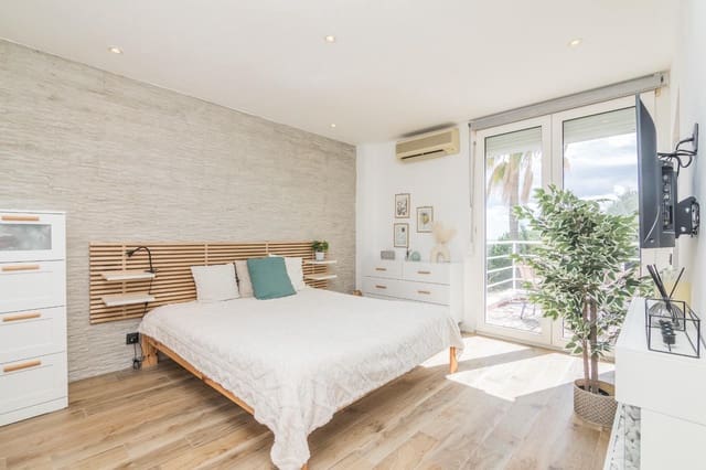 4 soverom Villa til salgs i Elche / Elx med svømmebasseng - € 750 000 (Ref: 8916163)