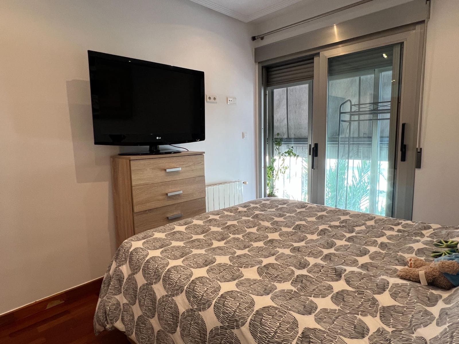 3 soveværelse Lejlighed til leje i Elche / Elx med swimmingpool garage - € 1.250 (Ref: 8923730)