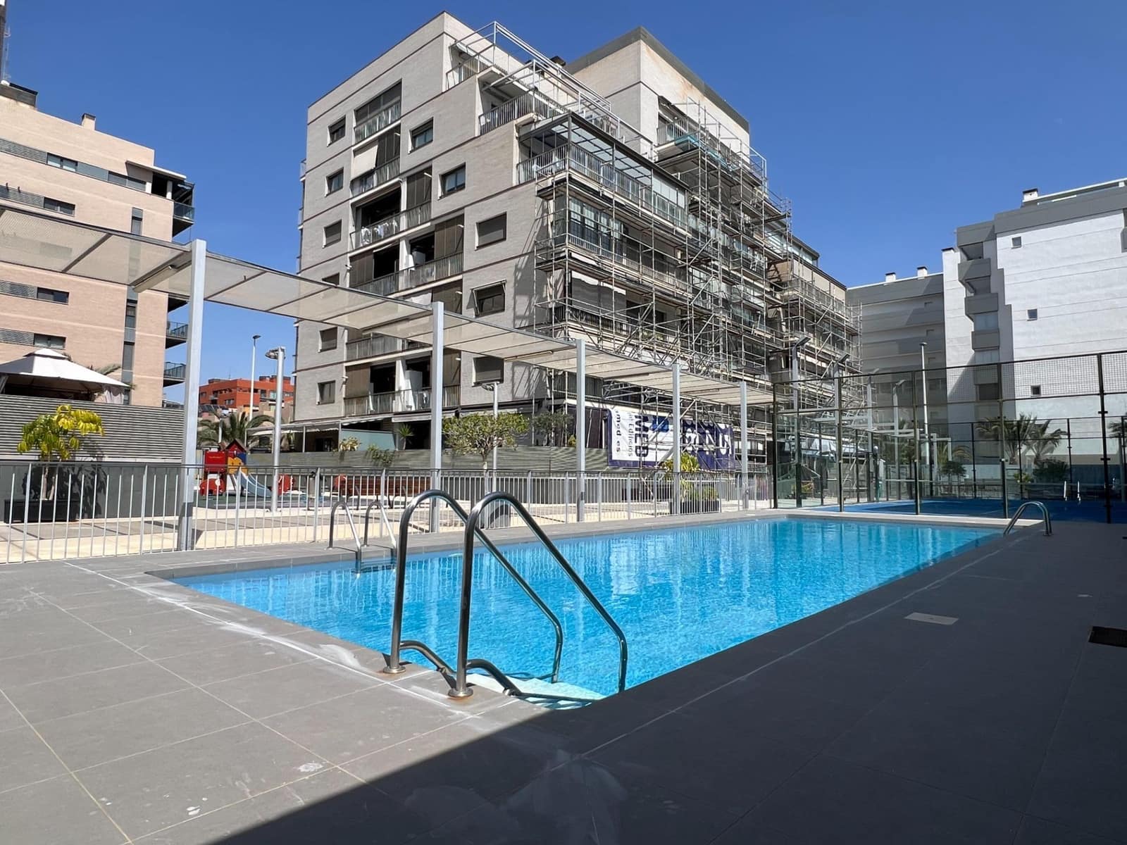 3 soveværelse Lejlighed til leje i Elche / Elx med swimmingpool garage - € 1.250 (Ref: 8923730)