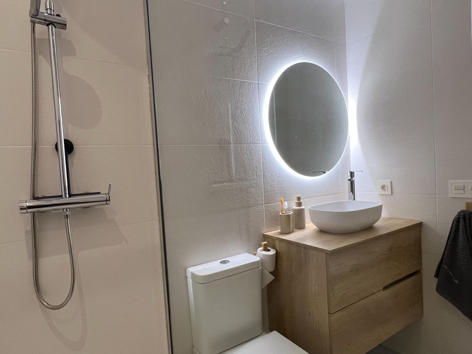 2 quarto Apartamento para arrendar em Elche / Elx - 790 € (Ref: 8926286)