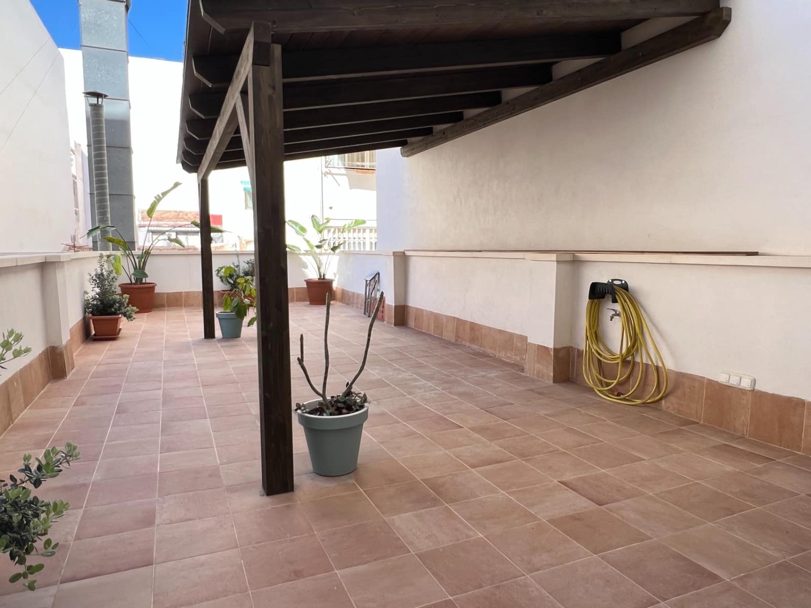 2 quarto Apartamento para arrendar em Elche / Elx - 790 € (Ref: 8926286)