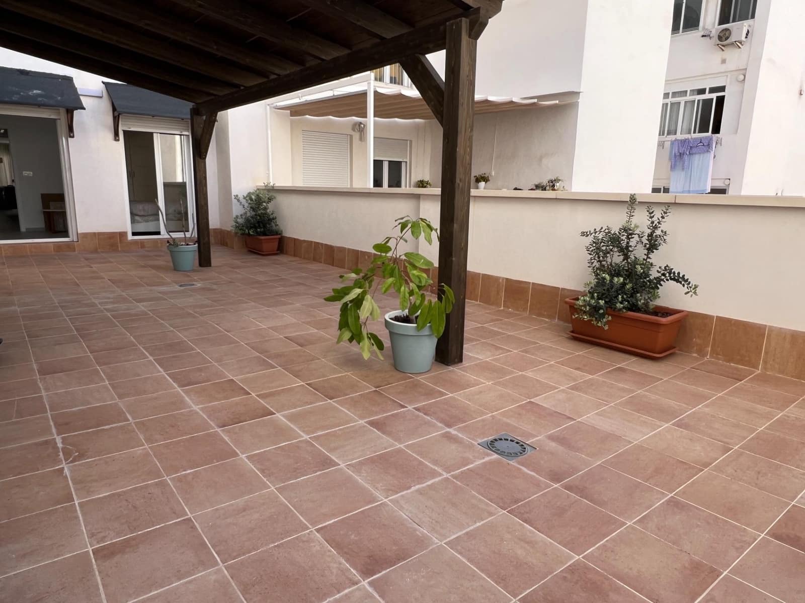 2 quarto Apartamento para arrendar em Elche / Elx - 790 € (Ref: 8926286)