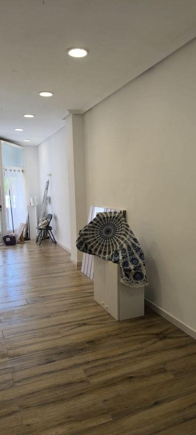 Kaupallinen myytävänä paikassa Elche / Elx - 79 000 € (Ref: 8926287)