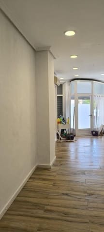 Kaupallinen myytävänä paikassa Elche / Elx - 79 000 € (Ref: 8926287)