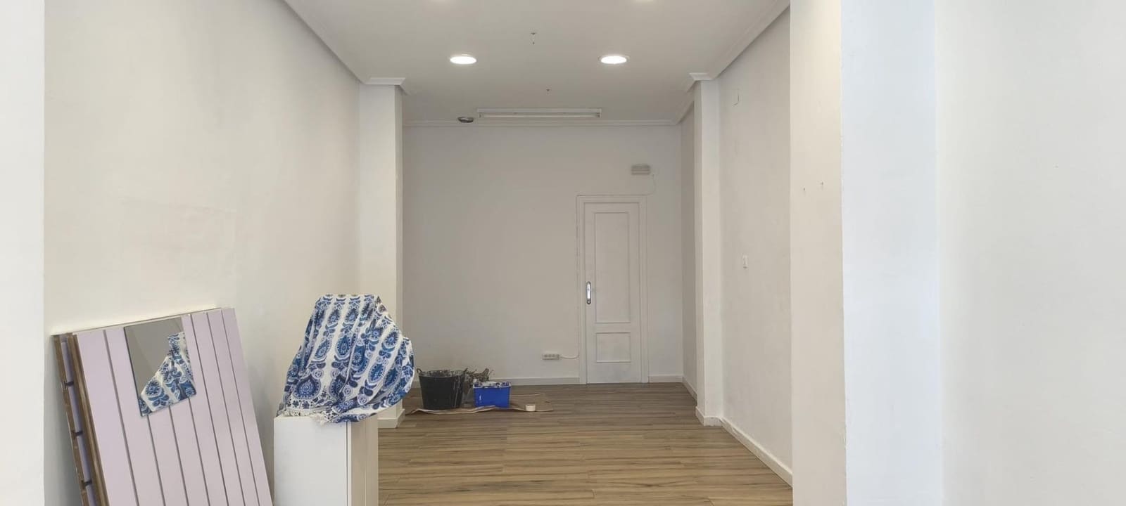 Kaupallinen myytävänä paikassa Elche / Elx - 79 000 € (Ref: 8926287)