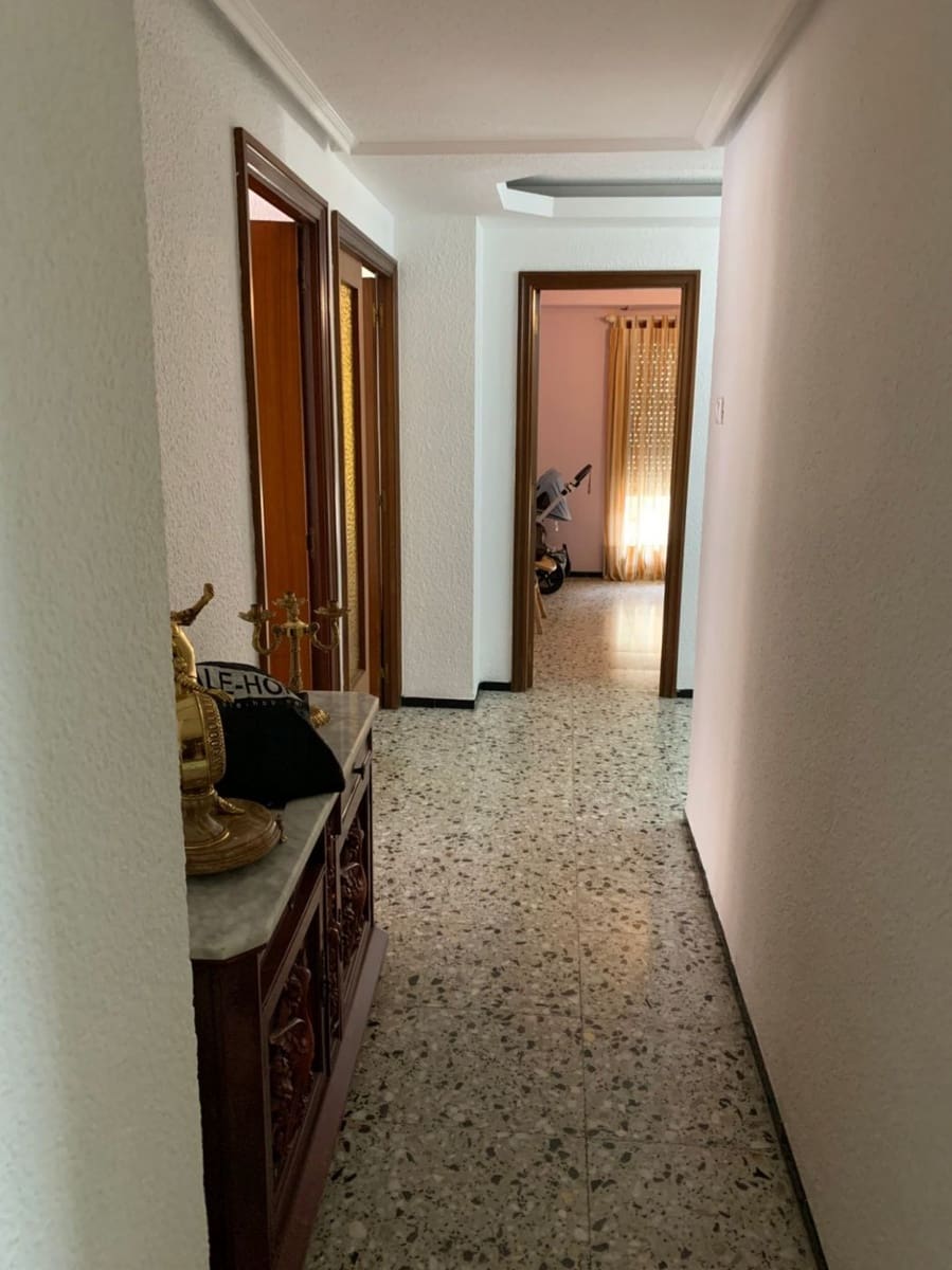 4 sovrum Lägenhet till salu i Elche / Elx - 207 500 € (Ref: 8938593)