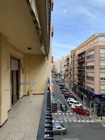 Piso de 4 habitaciones en Elche / Elx en venta - 207.500 € (Ref: 8938593)