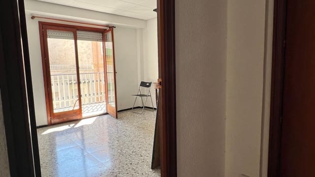 Piso de 4 habitaciones en Elche / Elx en venta - 223.000 € (Ref: 8938593)
