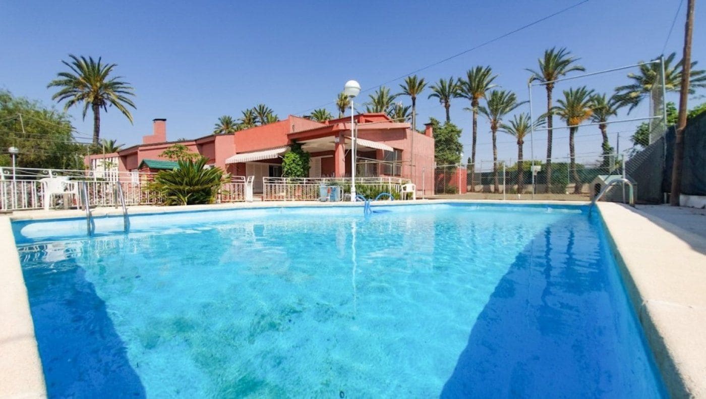 6 slaapkamer Villa te koop in Elche / Elx met zwembad - € 599.900 (Ref: 8938596)