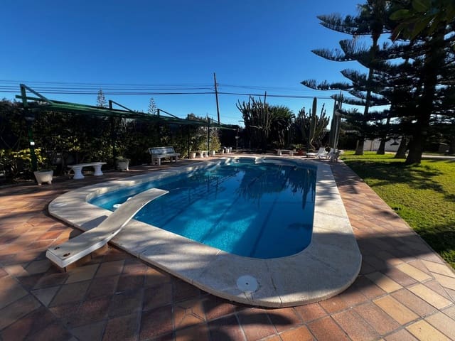 5 Zimmer Villa zu verkaufen in Elche / Elx mit Pool - 700.000 € (Ref: 8938597)