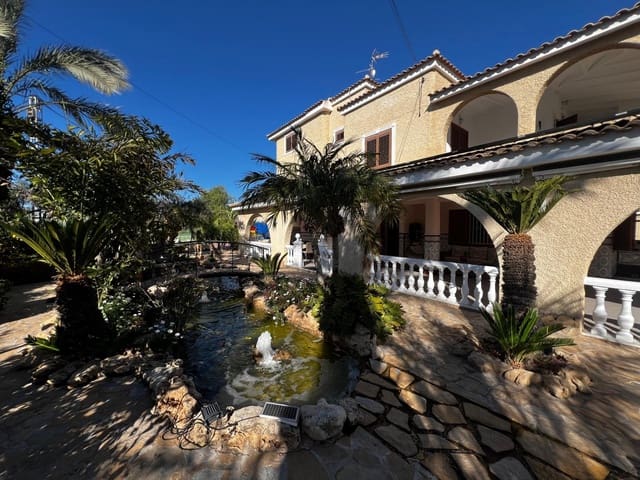 5 Zimmer Villa zu verkaufen in Elche / Elx mit Pool - 700.000 € (Ref: 8938597)