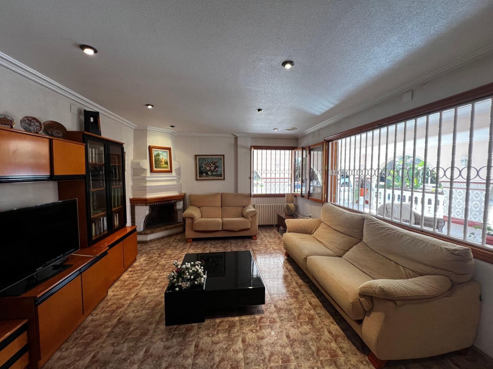 5 sypialnia Willa na sprzedaż w Elche / Elx z basenem - 700 000 € (Ref: 8938597)