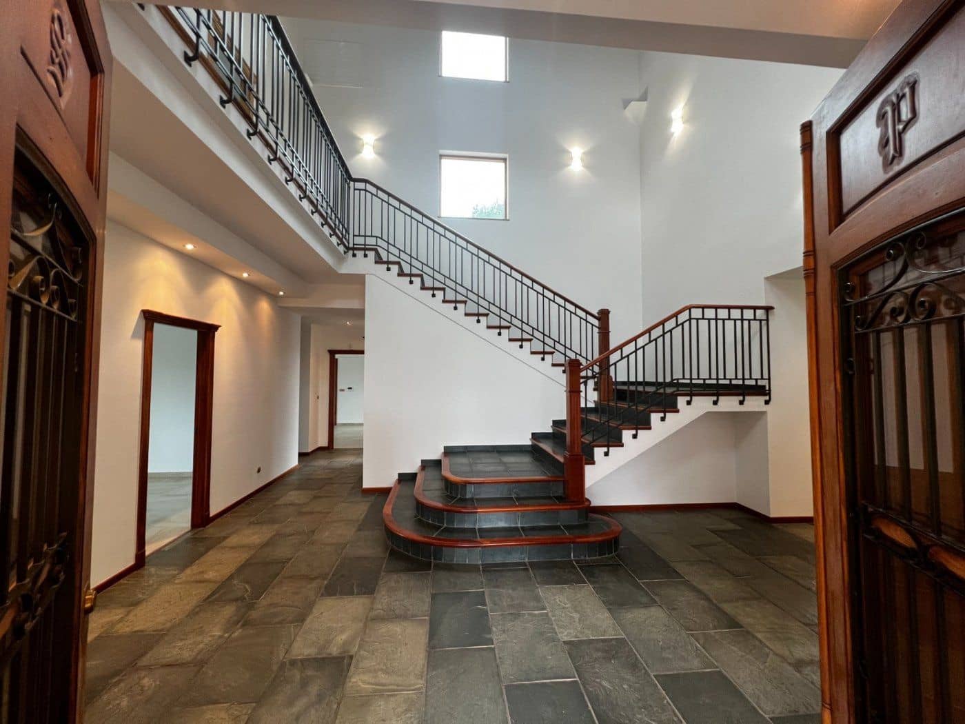 9 soveværelse Finca/Landehus til salg i Penaguila med swimmingpool garage - € 2.500.000 (Ref: 8946164)