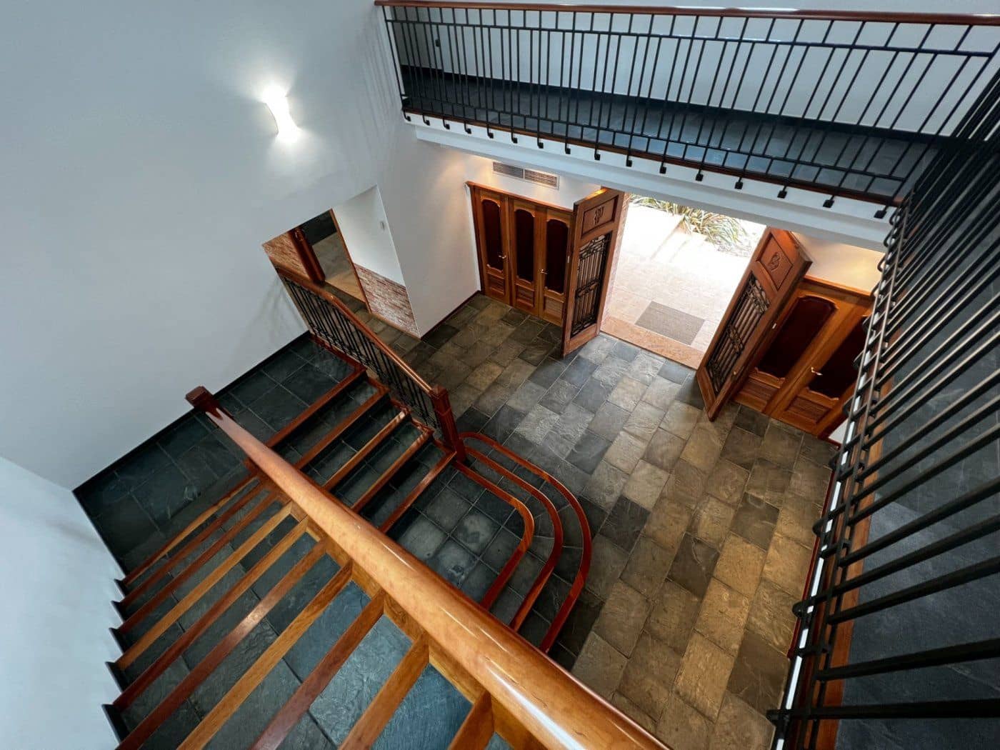 9 soveværelse Finca/Landehus til salg i Penaguila med swimmingpool garage - € 2.500.000 (Ref: 8946164)