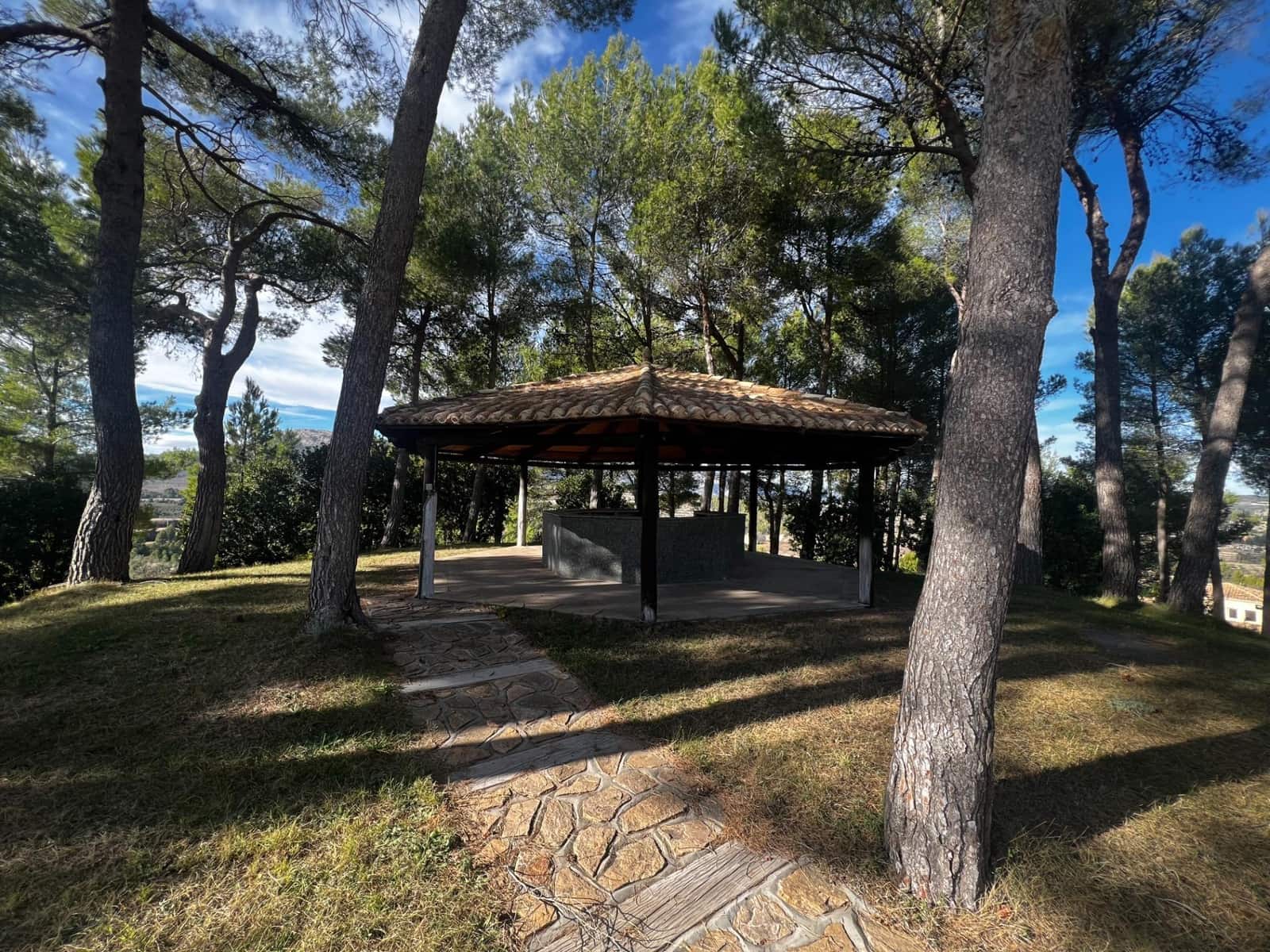 9 soveværelse Finca/Landehus til salg i Penaguila med swimmingpool garage - € 2.500.000 (Ref: 8946164)