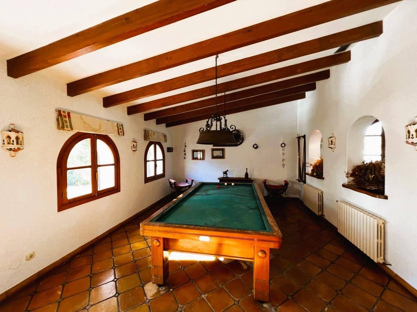 6 soveværelse Finca/Landehus til salg i Novelda med swimmingpool garage - € 6.000.000 (Ref: 8946165)