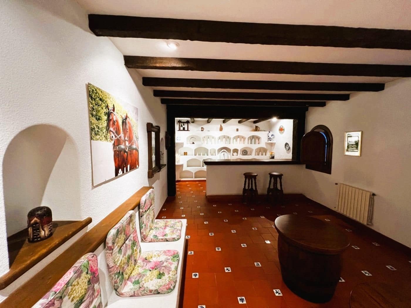 6 soveværelse Finca/Landehus til salg i Novelda med swimmingpool garage - € 6.000.000 (Ref: 8946165)