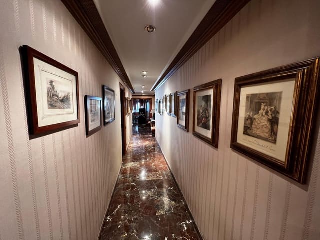 4 sypialnia Mieszkanie na sprzedaż w Centro, Elche / Elx z garażem - 475 000 € (Ref: 8946168)