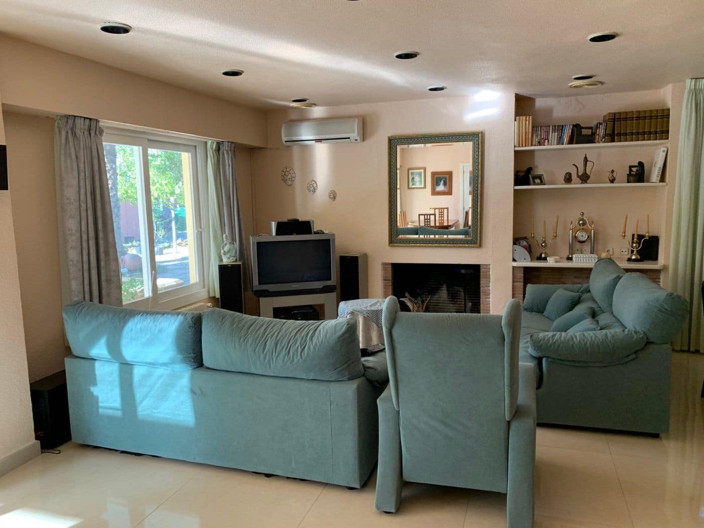 5 soveværelse Villa til salg i Matola med swimmingpool garage - € 649.900 (Ref: 8946176)