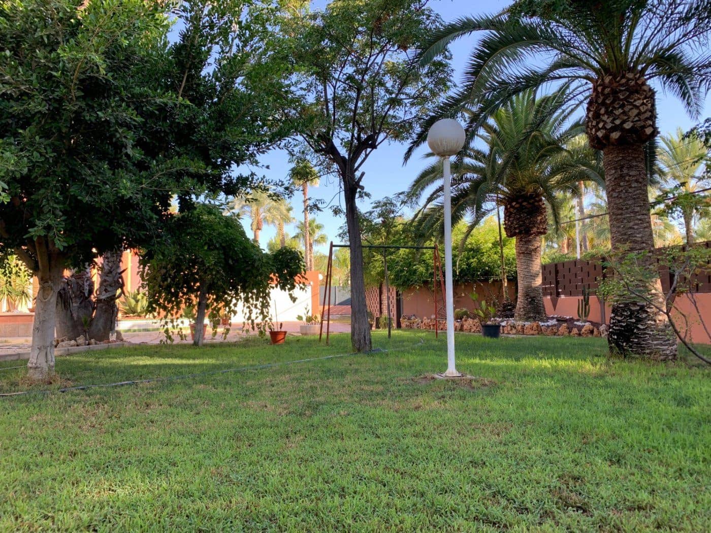 5 soveværelse Villa til salg i Matola med swimmingpool garage - € 649.900 (Ref: 8946176)