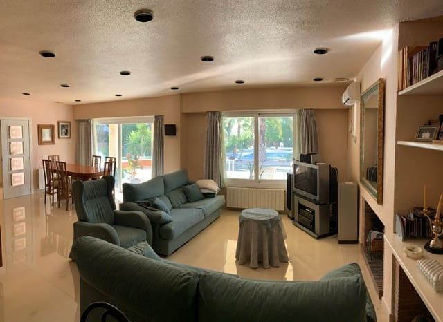 5 soveværelse Villa til salg i Matola, Elche / Elx med swimmingpool garage - € 649.900 (Ref: 8946176)