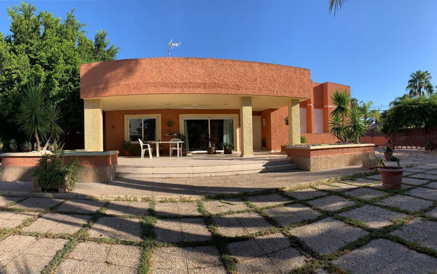 5 soveværelse Villa til salg i Matola med swimmingpool garage - € 649.900 (Ref: 8946176)