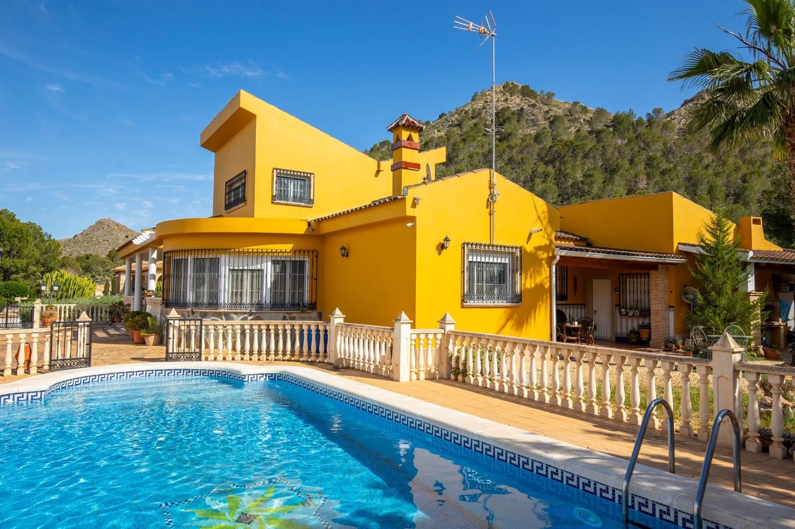 7 quarto Moradia para venda em Orihuela com piscina - 799 000 € (Ref: 8992738)