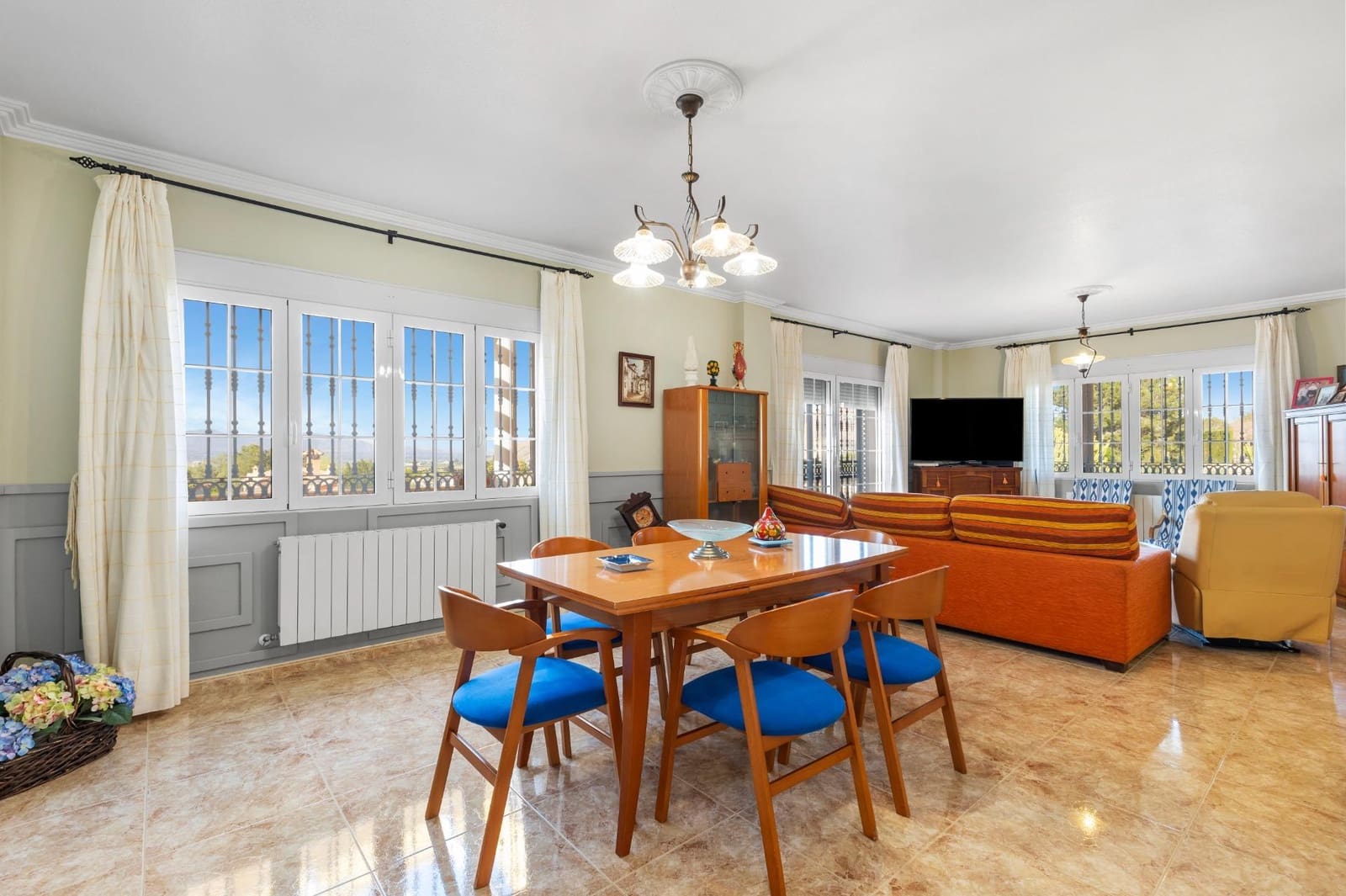 7 quarto Moradia para venda em Orihuela com piscina - 799 000 € (Ref: 8992738)