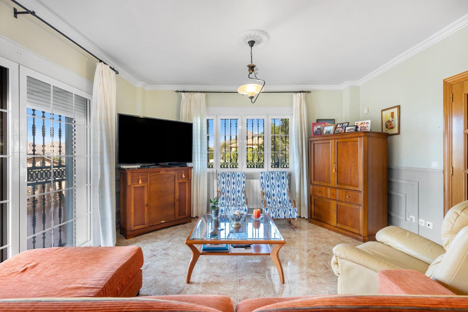 7 quarto Moradia para venda em Orihuela com piscina - 799 000 € (Ref: 8992738)