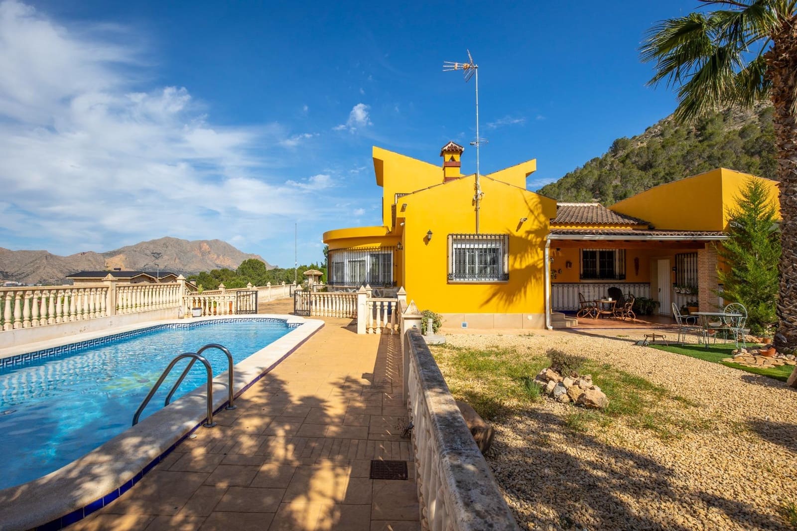 7 quarto Moradia para venda em Orihuela com piscina - 799 000 € (Ref: 8992738)