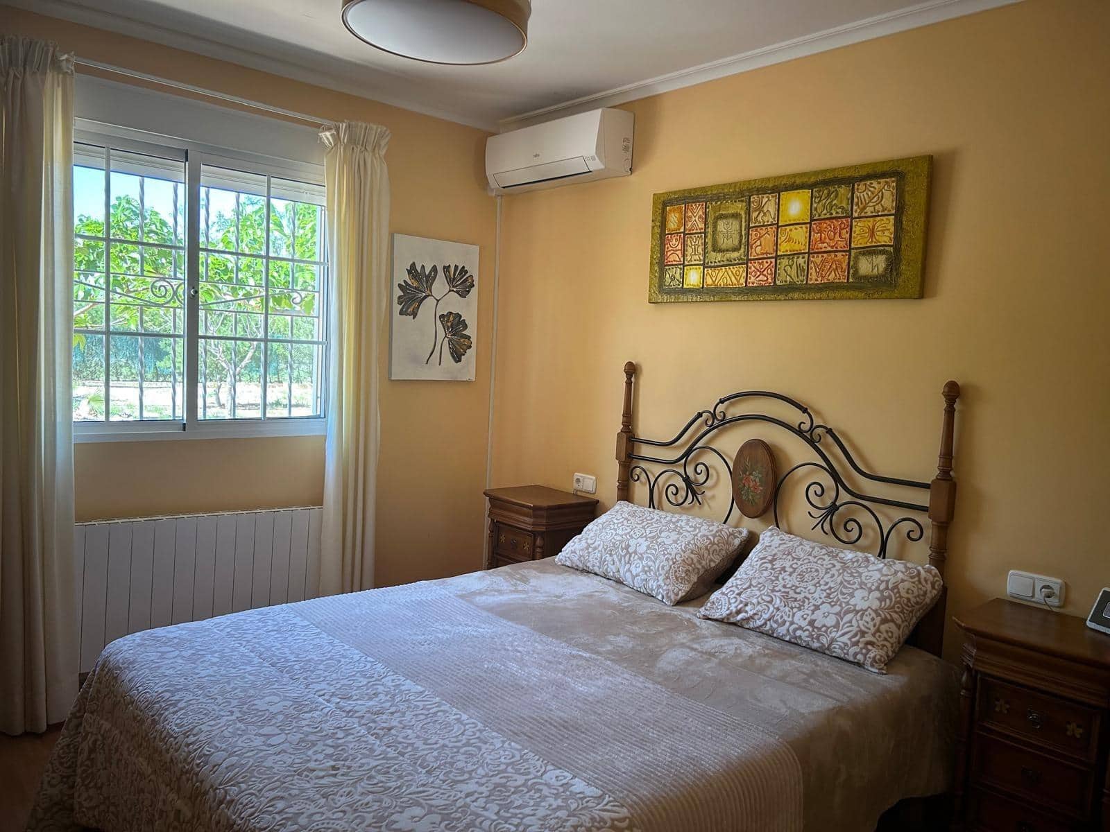 Chalet de 3 habitaciones en Aspe en venta con piscina - 395.000 € (Ref: 8992741)